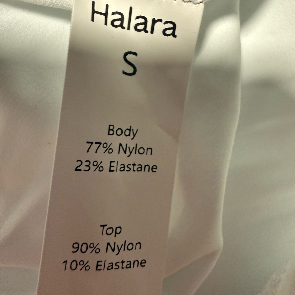HALARA White Maxi Dress With Mesh - Sleek Everyday Style - Picture 2 of 4